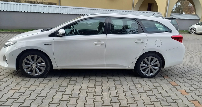 Toyota Auris cena 43500 przebieg: 252825, rok produkcji 2013 z Kraków małe 466